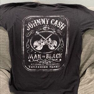 Women’s Johnny Cash band tee